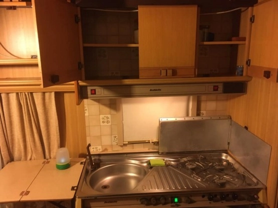                         Przyczepa Dethleffs 1994 + 4 letni przedsionek - zdjęcie 6
                        