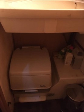                         Przyczepa Dethleffs 1994 + 4 letni przedsionek - zdjęcie 7
                        