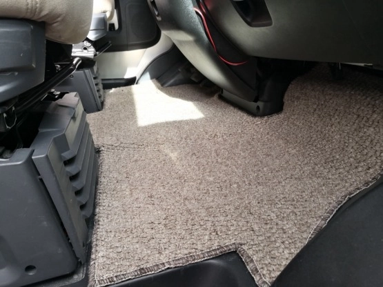                         Carthago C-Tourer T150 H PLUS 3.5T ALKO SAT Solar Bittner 1800W NAVI HAK El. Łóżko Wer. Zimowa - zdjęcie 13
                        