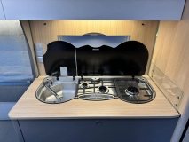                         LMC Tandero 500E - Nowa przyczepa kempingowa, 4os, Hymer Center Pomorze - zdjęcie 9
                        