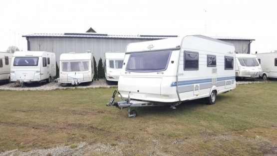                         Przyczepa Kempingowa Hobby 495 Exclusive z PRZEDSIONKIEM - zdjęcie 8
                        