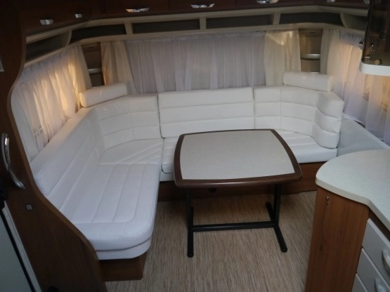                         Przyczepa kempingowa dla osoby niepełnosprawnej, na wózku Hobby 650 Premium - zdjęcie 21
                        