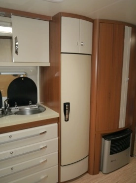                         Przyczepa kempingowa dla osoby niepełnosprawnej, na wózku Hobby 650 Premium - zdjęcie 5
                        