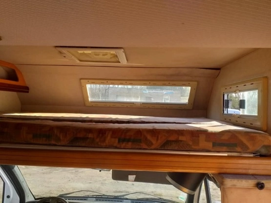                         DUCATO 2.5 TDI Rok 1995 KAMPER PILOTE - zdjęcie 13
                        