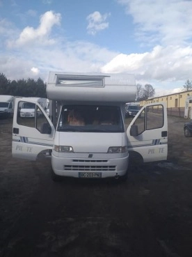                         DUCATO 2.5 TDI Rok 1995 KAMPER PILOTE - zdjęcie 7
                        