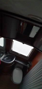                         Kamper MC Louis Tandy - zdjęcie 13
                        