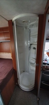                         Kamper MC Louis Tandy - zdjęcie 14
                        