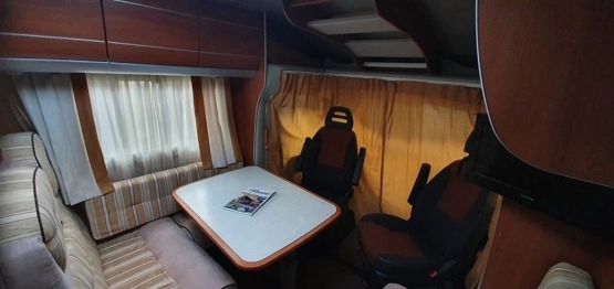                         Kamper MC Louis Tandy - zdjęcie 18
                        