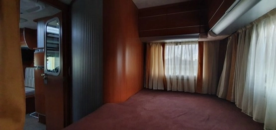                         Kamper MC Louis Tandy - zdjęcie 2
                        