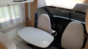                         Kamper Roller Team 295 TL - 2021r - zdjęcie 12
                        