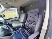                         Okazja! Volkswagen Transporter T5 180kM-na kamper - zdjęcie 8
                        