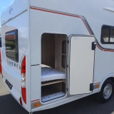                         PRZYCZEPA KEMPINGOWA BURSTNER PREMIO LIFE 415 TK BRAVA MODEL 2023 - zdjęcie 24
                        