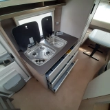                         PRZYCZEPA KEMPINGOWA BURSTNER PREMIO PLUS 440 TK BRAVA NOWA! MODEL 2023 - zdjęcie 13
                        