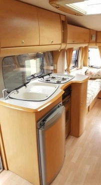                         BAILEY PAGEANT 5/6 OSOBOWA 2004 R., PRZEDSIONEK, ZAREJESTROWANA - zdjęcie 8
                        