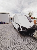                         Knaus Sport & Fun - Black Selection - zdjęcie 2
                        