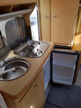                         przyczepa kempingowa TEC Tour445 TDF z moverem - zdjęcie 10
                        