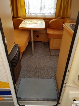                         przyczepa kempingowa TEC Tour445 TDF z moverem - zdjęcie 9
                        