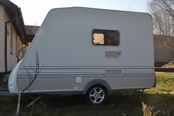                        CARAVELAIR Emeraude2 z 2006r lekka do 750kg kat B - zdjęcie 11
                        
