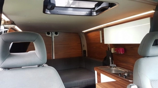                         Kamper Renault Master - zdjęcie 10
                        