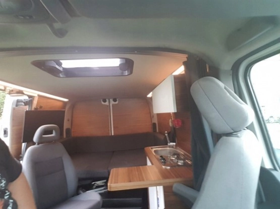                         Kamper Renault Master - zdjęcie 14
                        