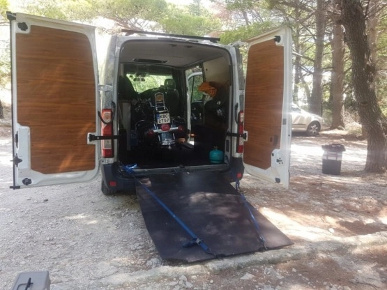                         Kamper Renault Master - zdjęcie 9
                        