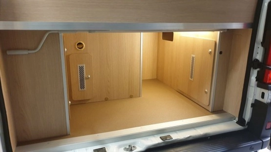                         Kampervan Citroen Jumper L4H3 - zdjęcie 25
                        