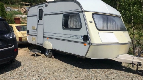                         Przyczepa Award Daystar 3/4 osobowa - zdjęcie 1
                        