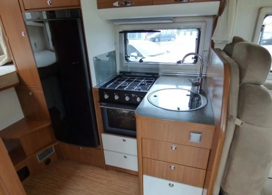                         Fiat Ducato ADRIA MATRIX M680 SP - zdjęcie 10
                        