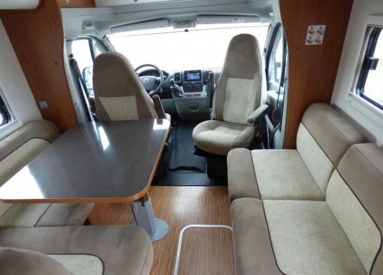                         Fiat Ducato ADRIA MATRIX M680 SP - zdjęcie 13
                        