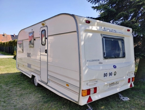                         Przyczepa Avondale Rialto 550-4, 4-osobowa, 2000r, + moto mover!!! - zdjęcie 4
                        