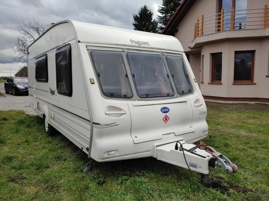                         Bailey Pageant Moselle 2000 + mover, 4/5 osobowa, łazienka, przyczepa - zdjęcie 1
                        