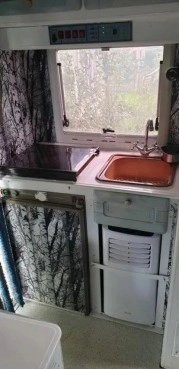                         Kamper Fiat Ducato 2.5 TD, 6 osób, klimatyzator - zdjęcie 8
                        