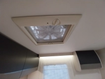                         KAMPER CHAUSSON 777 TITANIUM ULTIMATE TRANSIT 170 KM AUTOMAT NOWY! MODEL 2024 - zdjęcie 11
                        