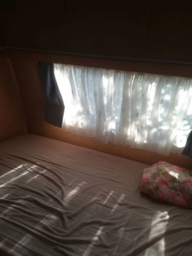                         Sprzedam przyczepę kempingową Sun Roller 2005 + namiot - zdjęcie 11
                        