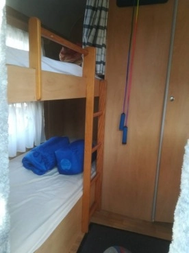                         Sprzedam przyczepę kempingową Sun Roller 2005 + namiot - zdjęcie 8
                        