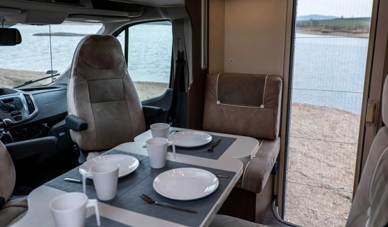                         Wynajem kampera Wrocław - zdjęcie 14
                        