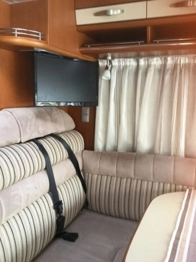                         Hymer Eriba B 504 - zdjęcie 4
                        