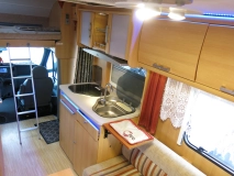                         Sprzedam Kampera    TEC 598 - zdjęcie 9
                        