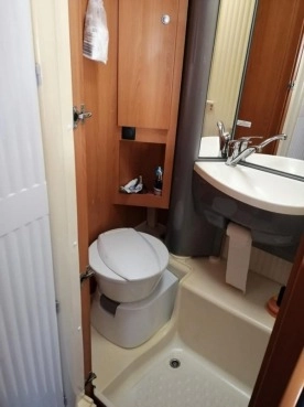                         Kamper Fiat Ducato 2,3 jtd - zdjęcie 5
                        