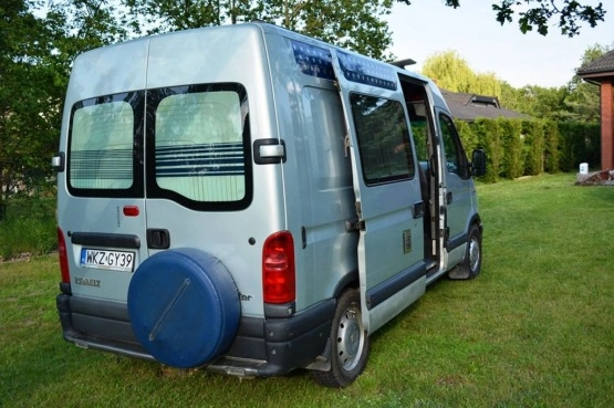                         Kamper Renault Master z baterią słoneczną i prysznicem - zdjęcie 10
                        
