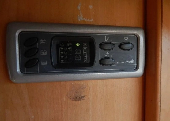                         Citroën Jumper Odyssee 81 - zdjęcie 13
                        