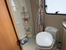                         Kamper CHAUSSON Ford Transit - zdjęcie 6
                        