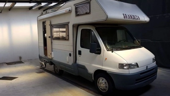                         Kamper Fiat Ducato 1,9 TD, 1996 r. - zdjęcie 1
                        