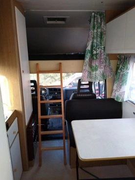                         Kamper Fiat Ducato 1,9 TD, 1996 r. - zdjęcie 7
                        