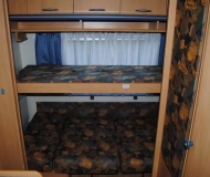                         Hobby 400  z łóżkiem pitętrowym - zdjęcie 7
                        