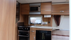                         Przyczepa kempingowa SWIFT Sprite Cruzer 492 SR Piękna ZOBACZ!!! - zdjęcie 16
                        