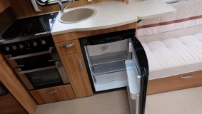                         Przyczepa kempingowa SWIFT Sprite Cruzer 492 SR Piękna ZOBACZ!!! - zdjęcie 15
                        