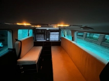                         VW CARAVELLE 9 osobowa, salon Polska, drugi właściciel - zdjęcie 6
                        