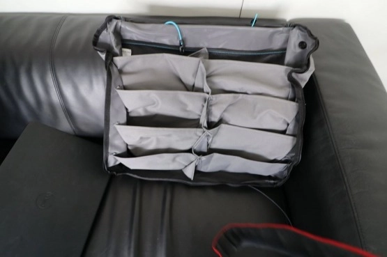                         Turystyczny organizer na buty Thule nowy - zdjęcie 1
                        