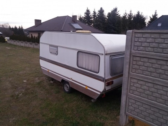                         PRZYCZEPA KEMPINGOWA Z PAPIERAMI - zdjęcie 4
                        